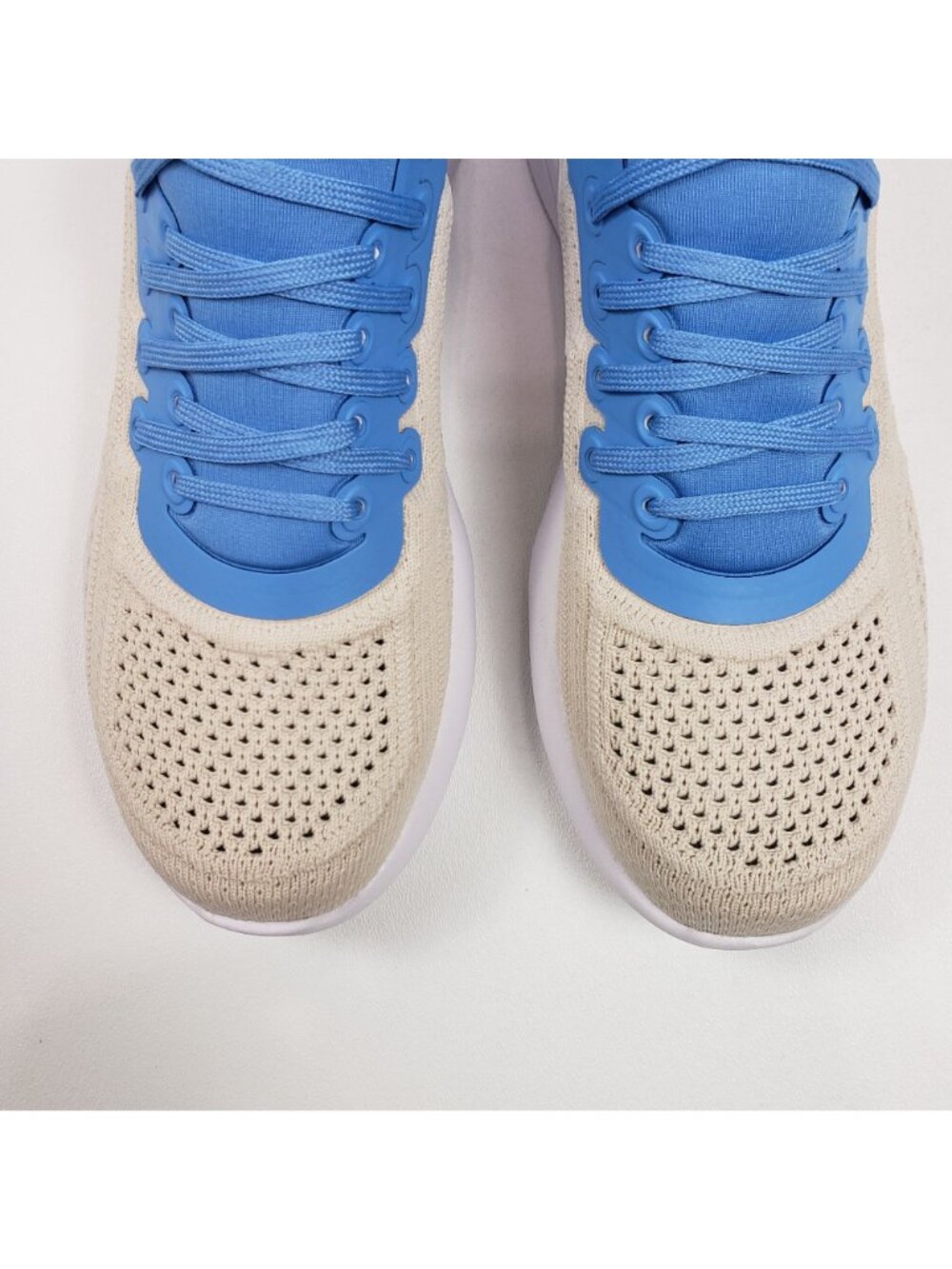 APL TechLoom Tracer Running Shoes Women’s Size 6 Coastal Blue/Beach/White NWB - Picture 9 of 16